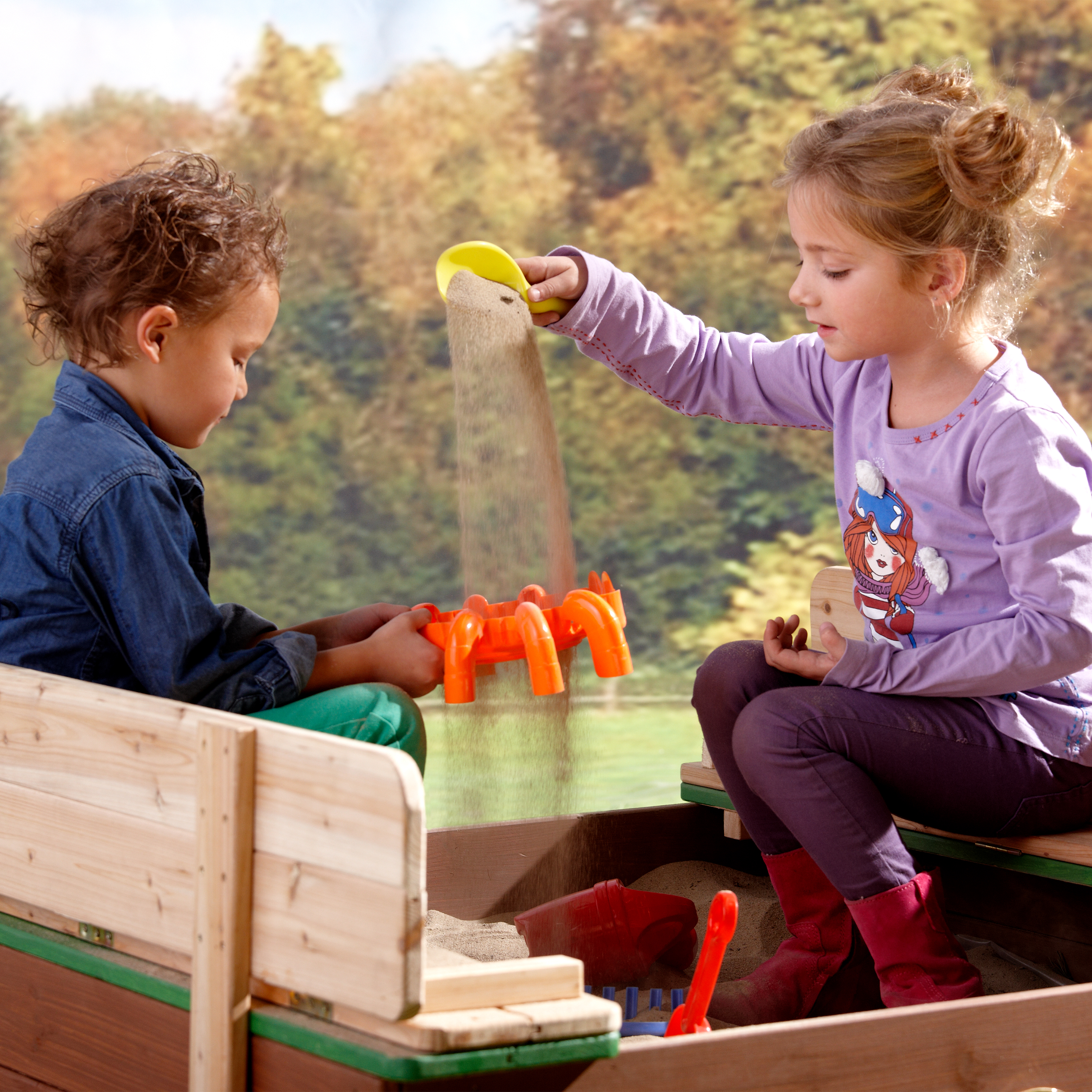 AXI Ella Sandbox with Benches - 100 x 95 cm - Brown/Green