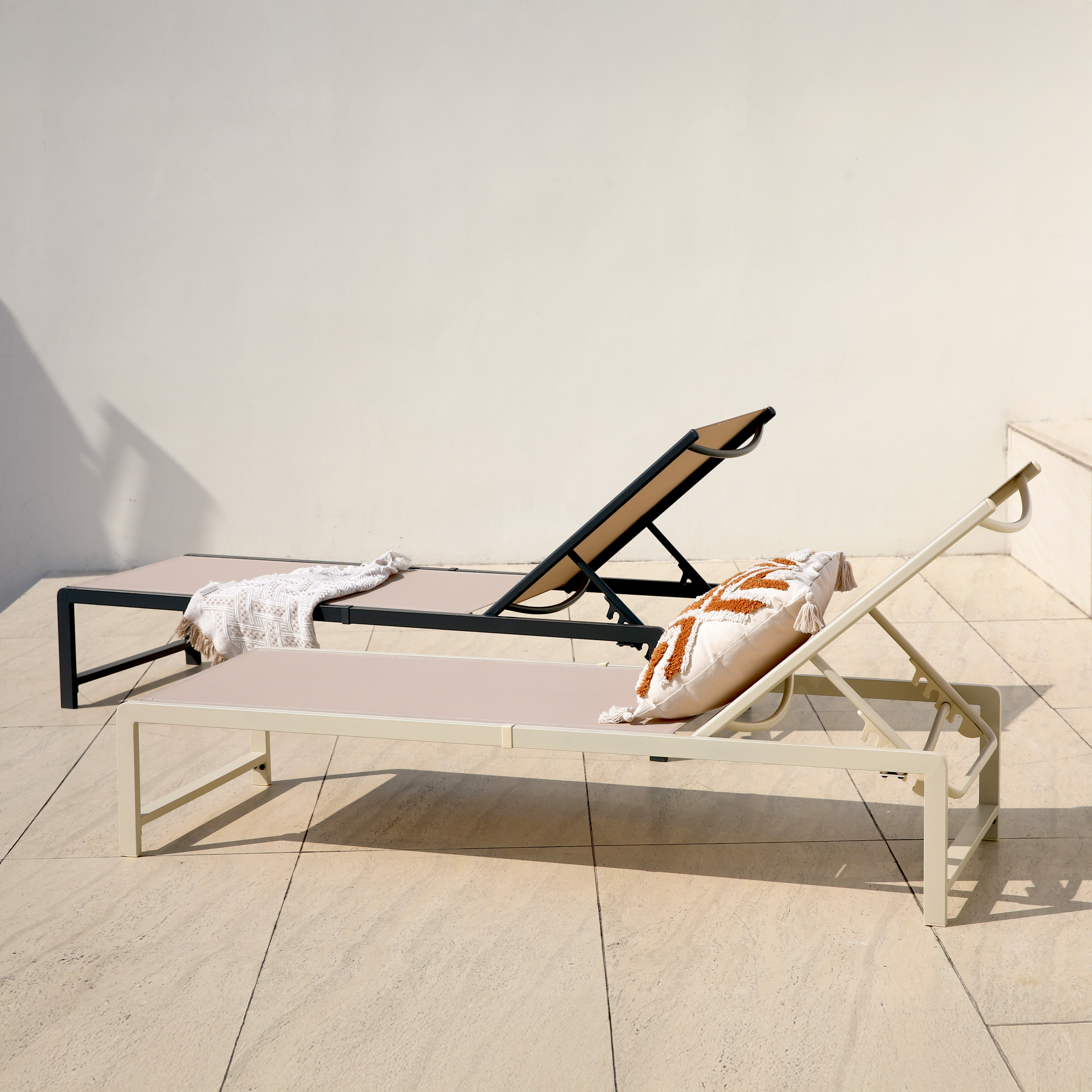AXI Zane Sunbed Beige/Brown