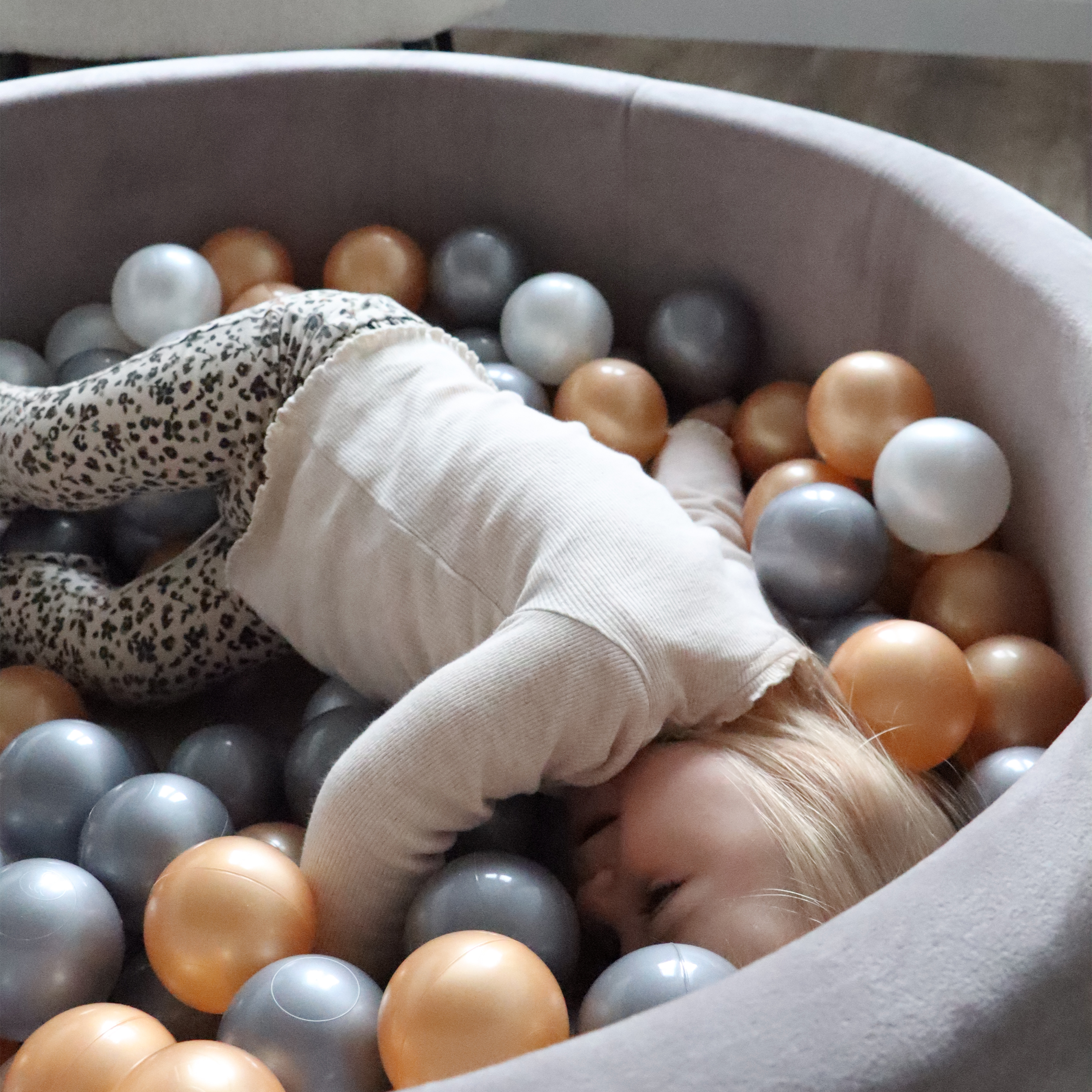 Sunny Boaz Ballpit incl. 260 balls - Grey