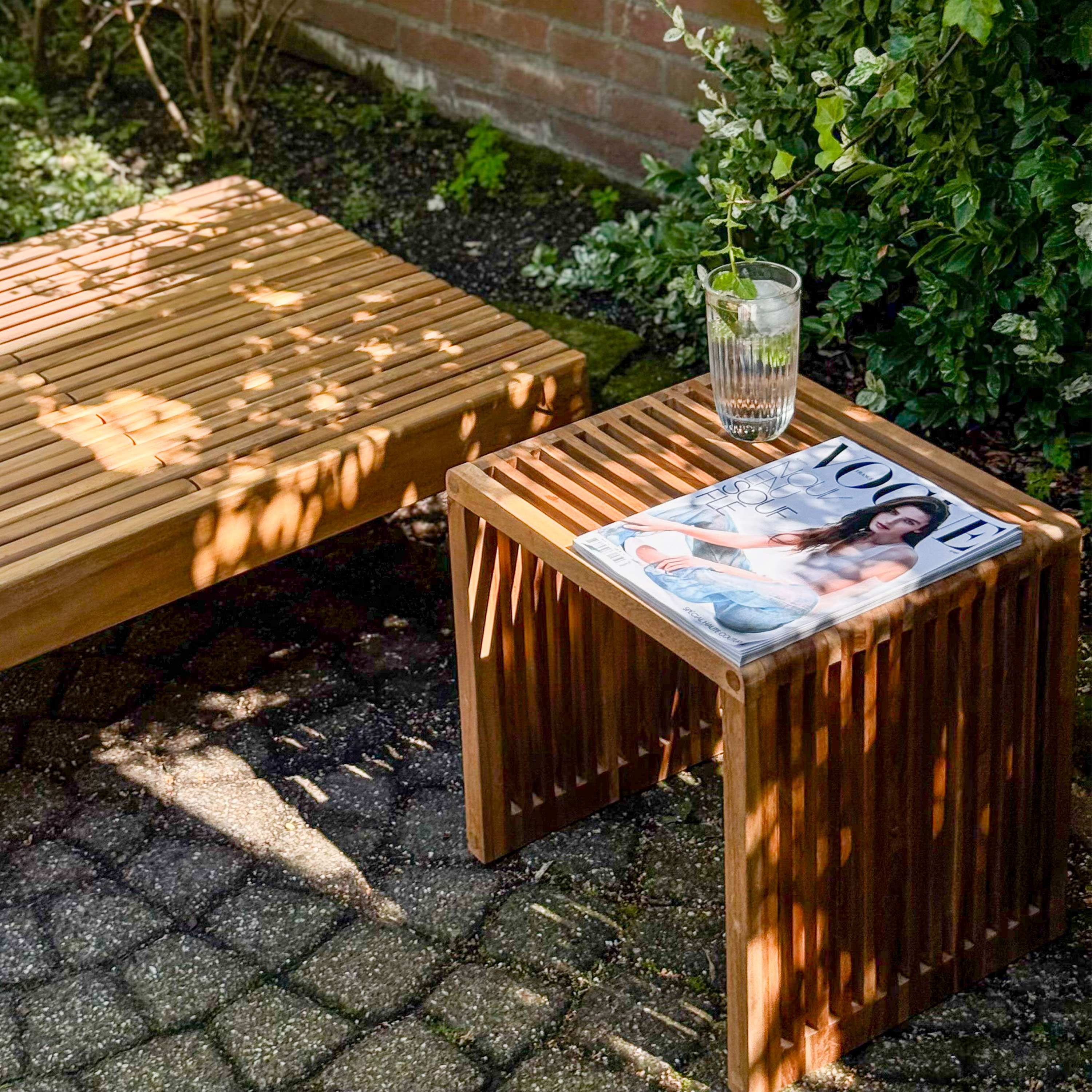 AXI Liane Teak Side Table