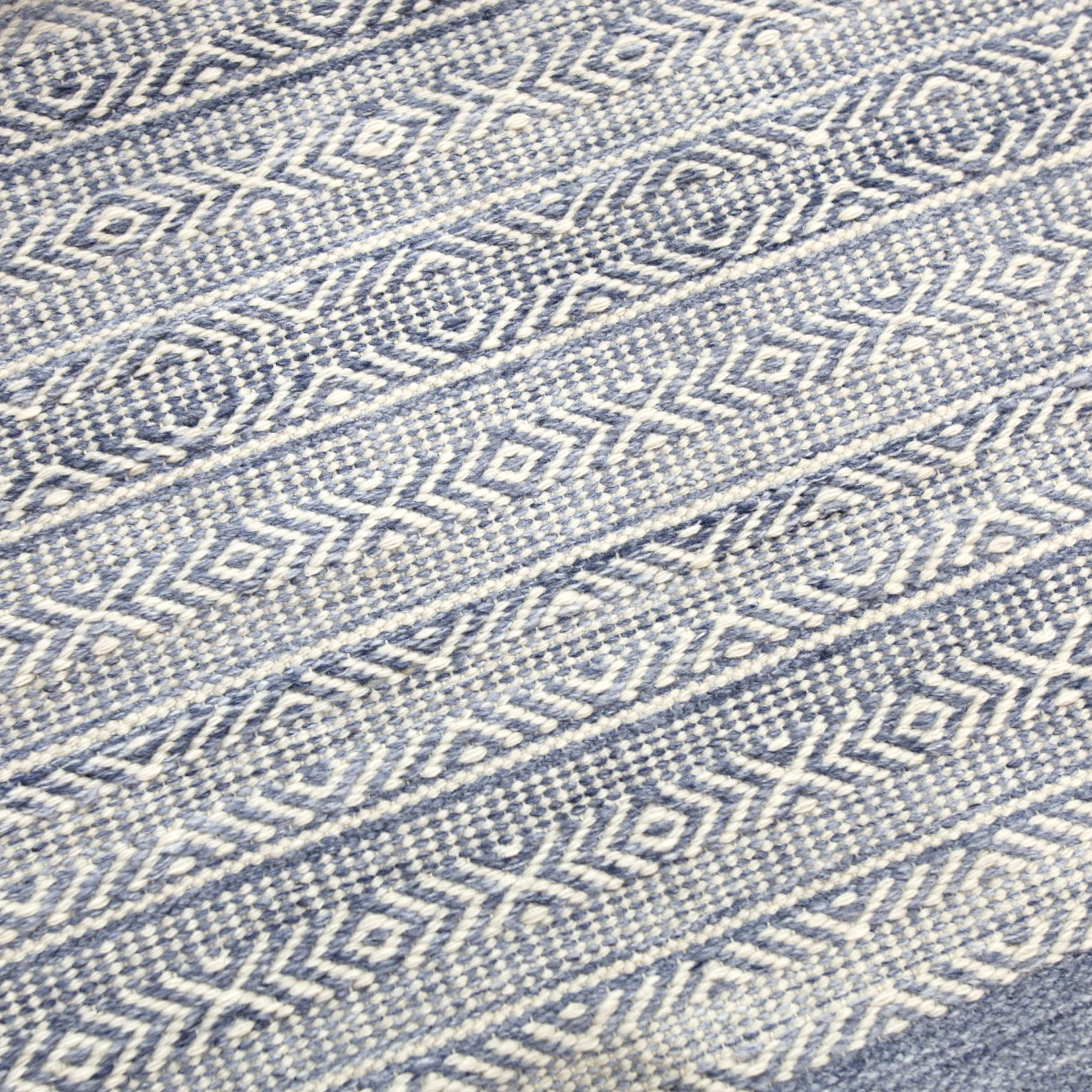 AXI Rhodos Outdoor Rug – 200 x 290 cm - Blue