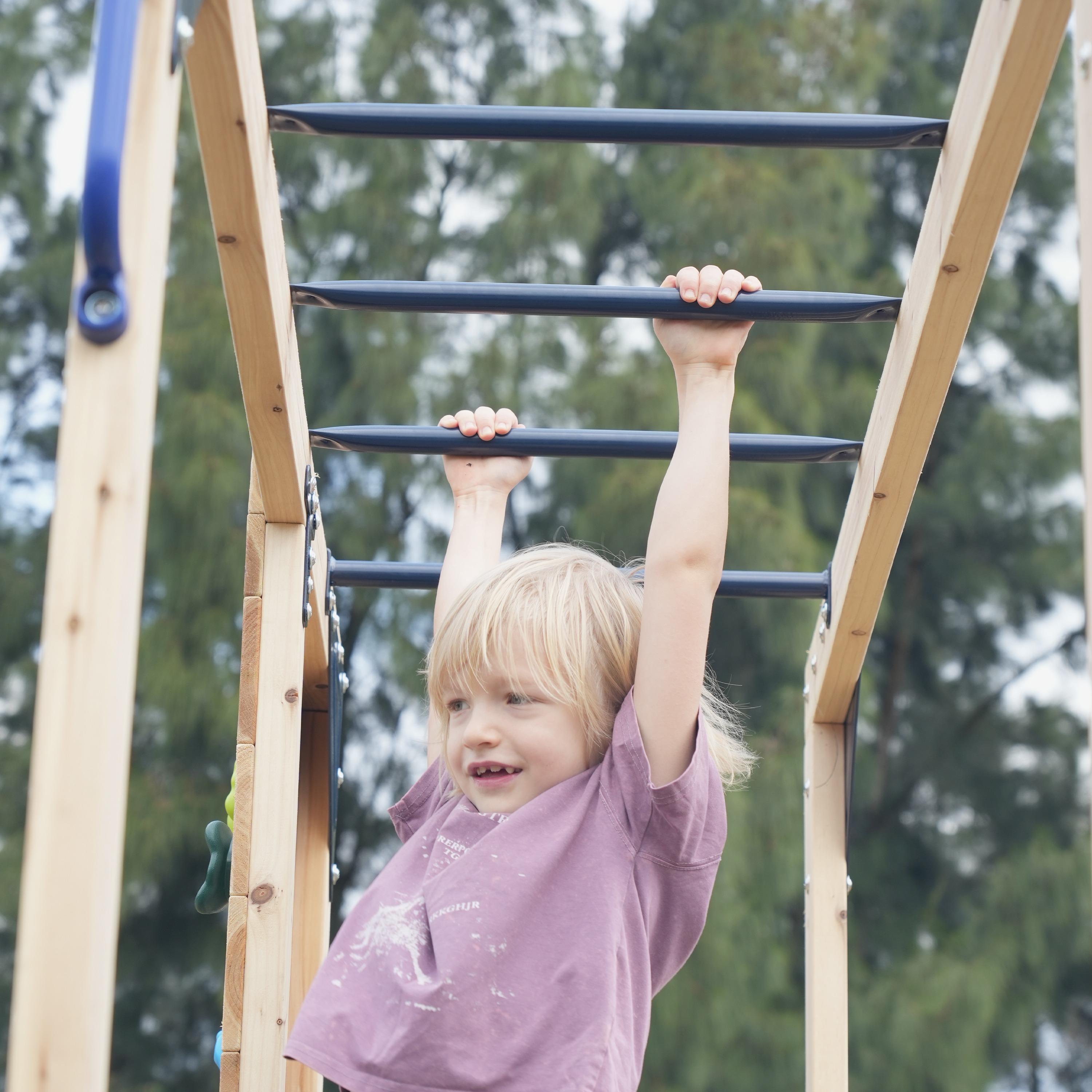 AXI Dex Climbing Frame with Sandbox. Monkey Bars and Picnic Table