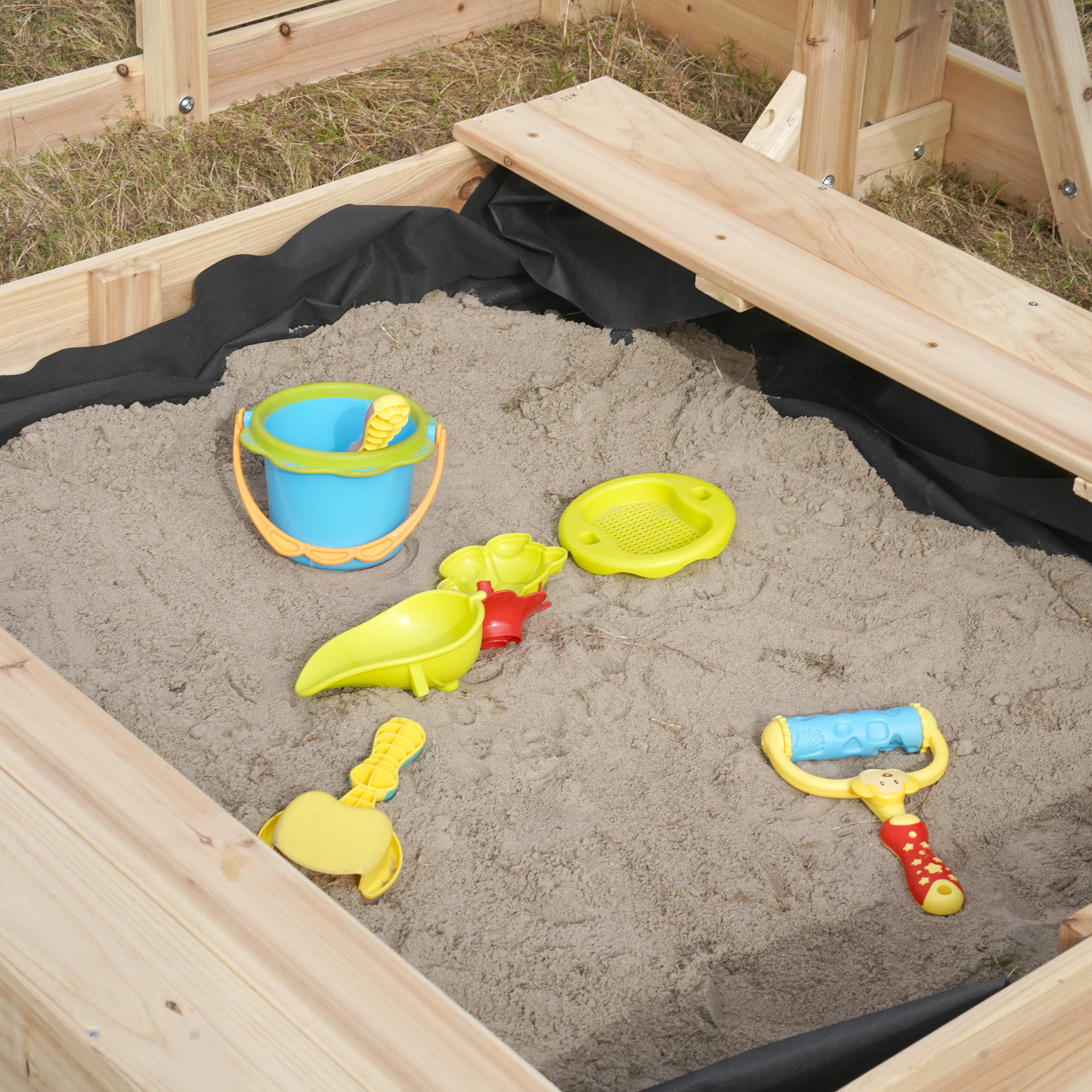 AXI Dex Climbing Frame with Sandbox. Monkey Bars and Picnic Table