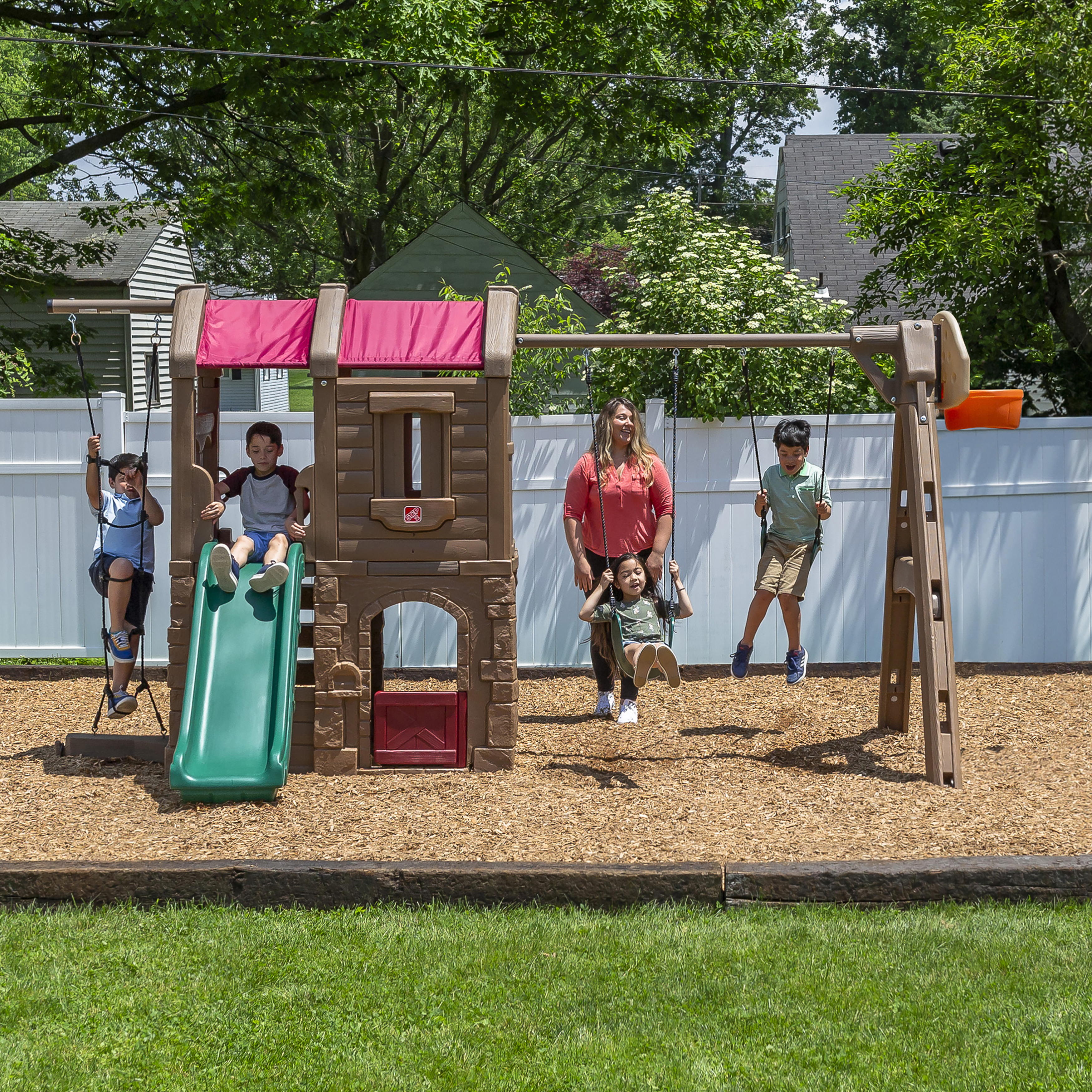 Step2 Naturally Playful Adventure Lodge Play Center
