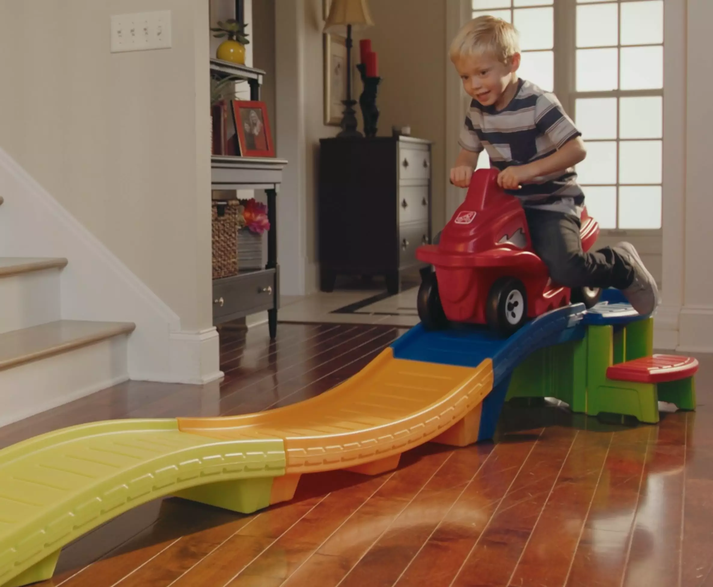 Step2 Up & Down Roller Coaster: Loopauto met achtbaan in je tuin - Ride & Hide Edition