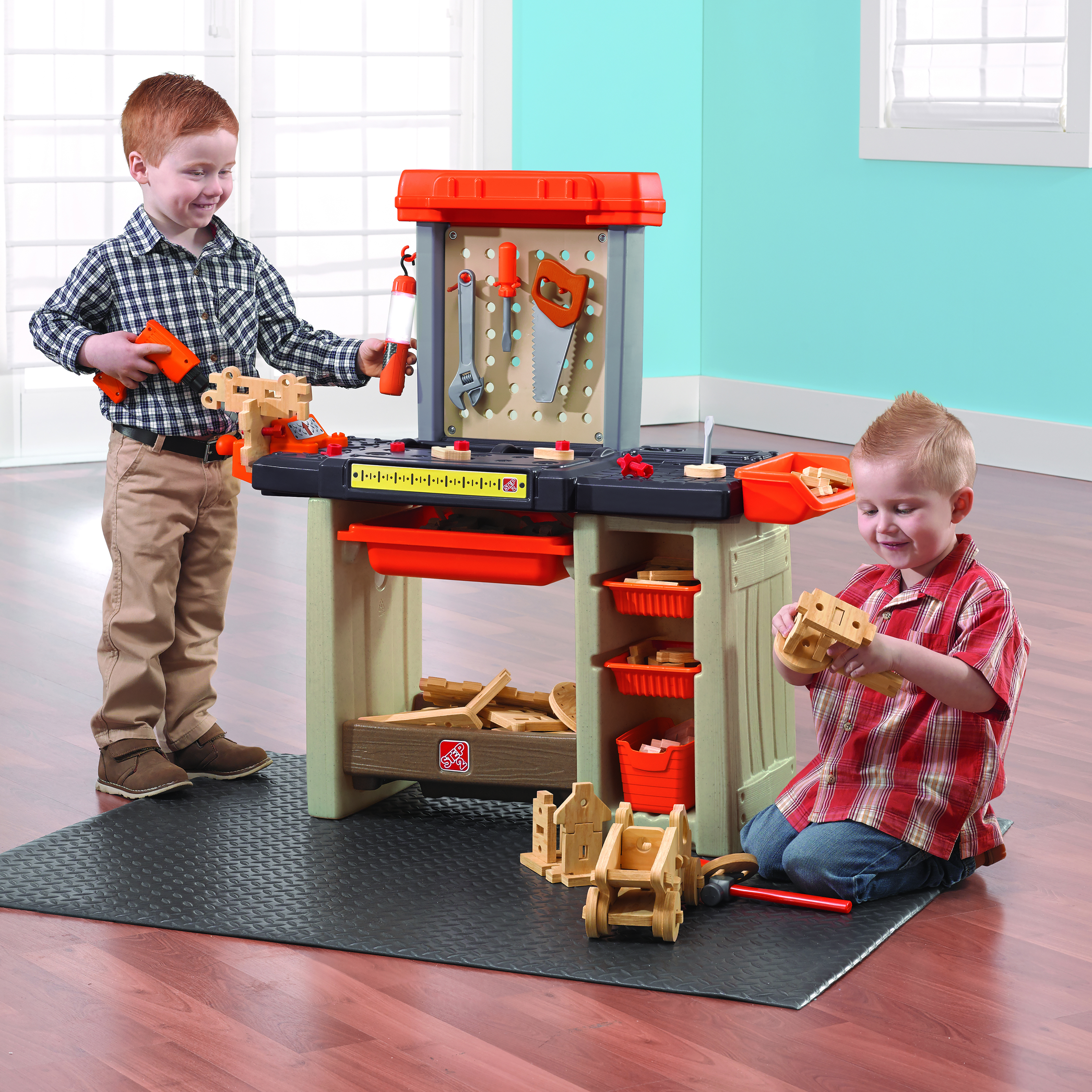 Step2 Handyman WorkBench Orange