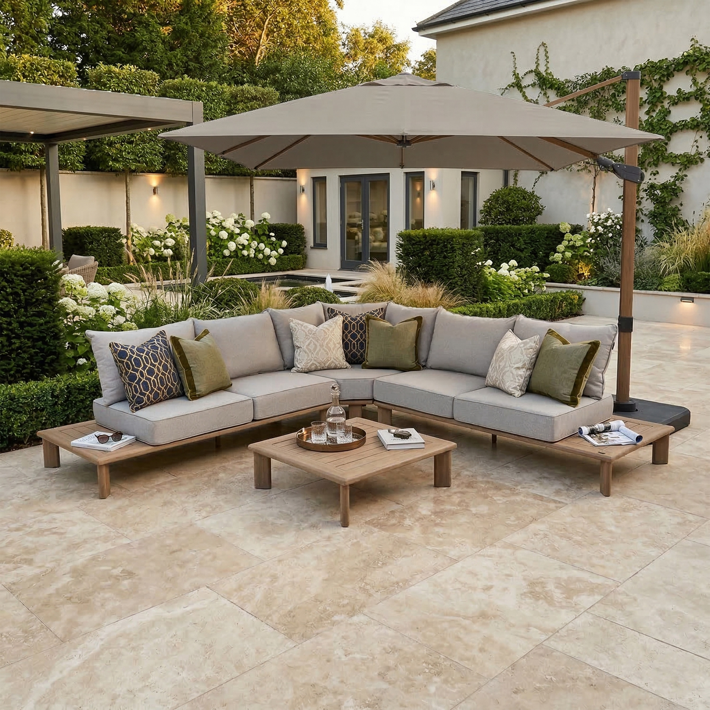 AXI Apollo Premium Cantilever Parasol 300x300cm - Oak-look/Taupe