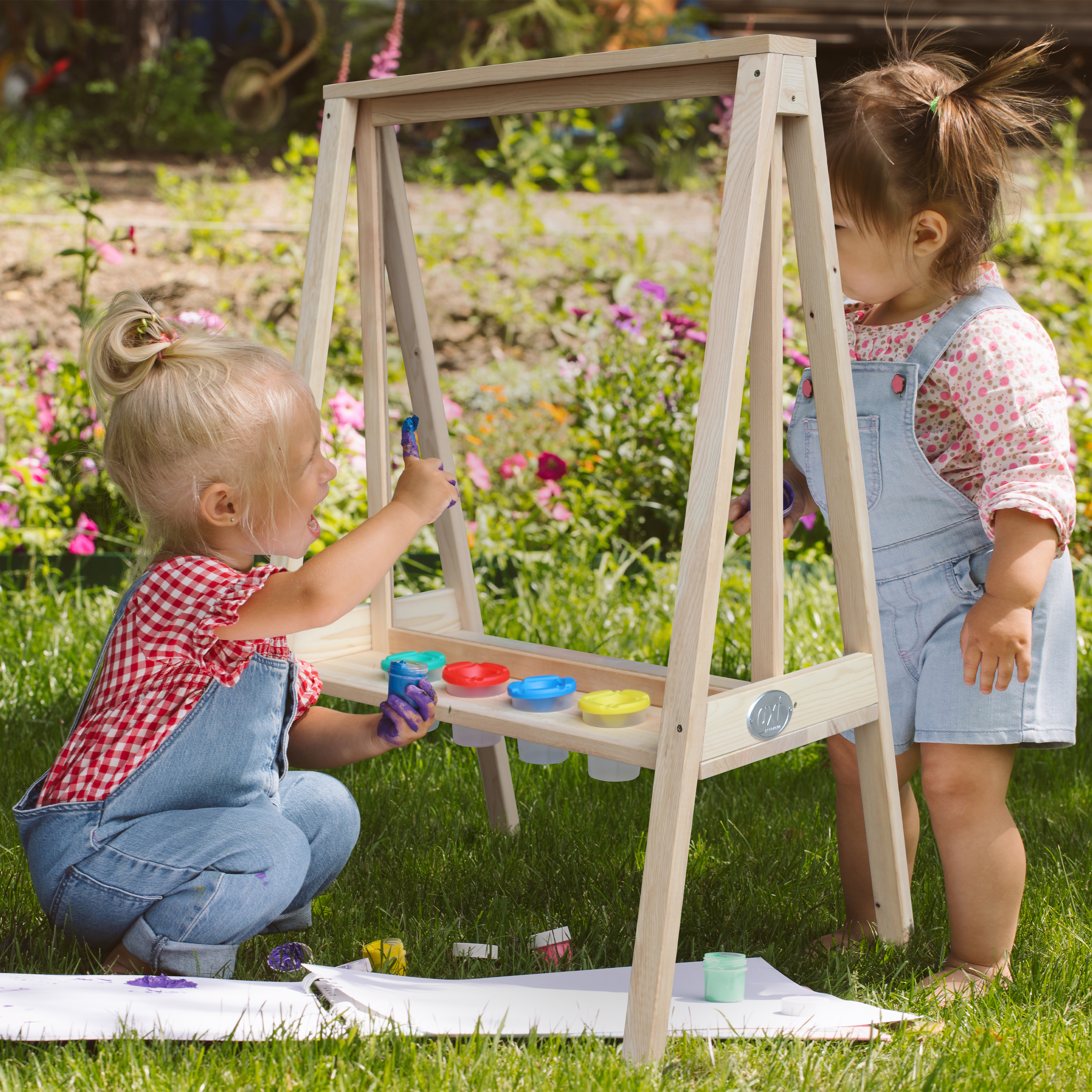 AXI Eric Activity Easel - Natural Brown