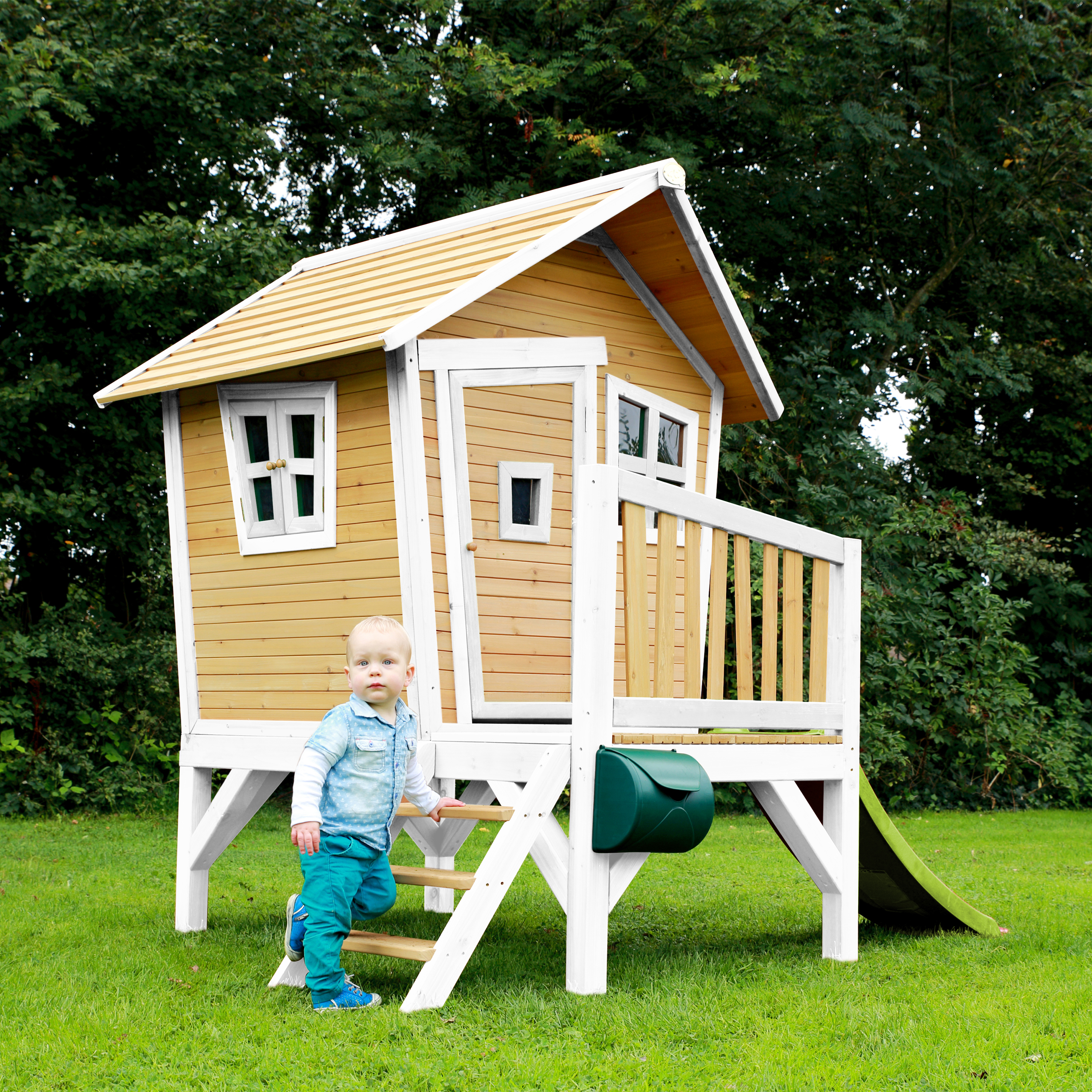 AXI Robin Playhouse Brown/White - Lime Green Slide