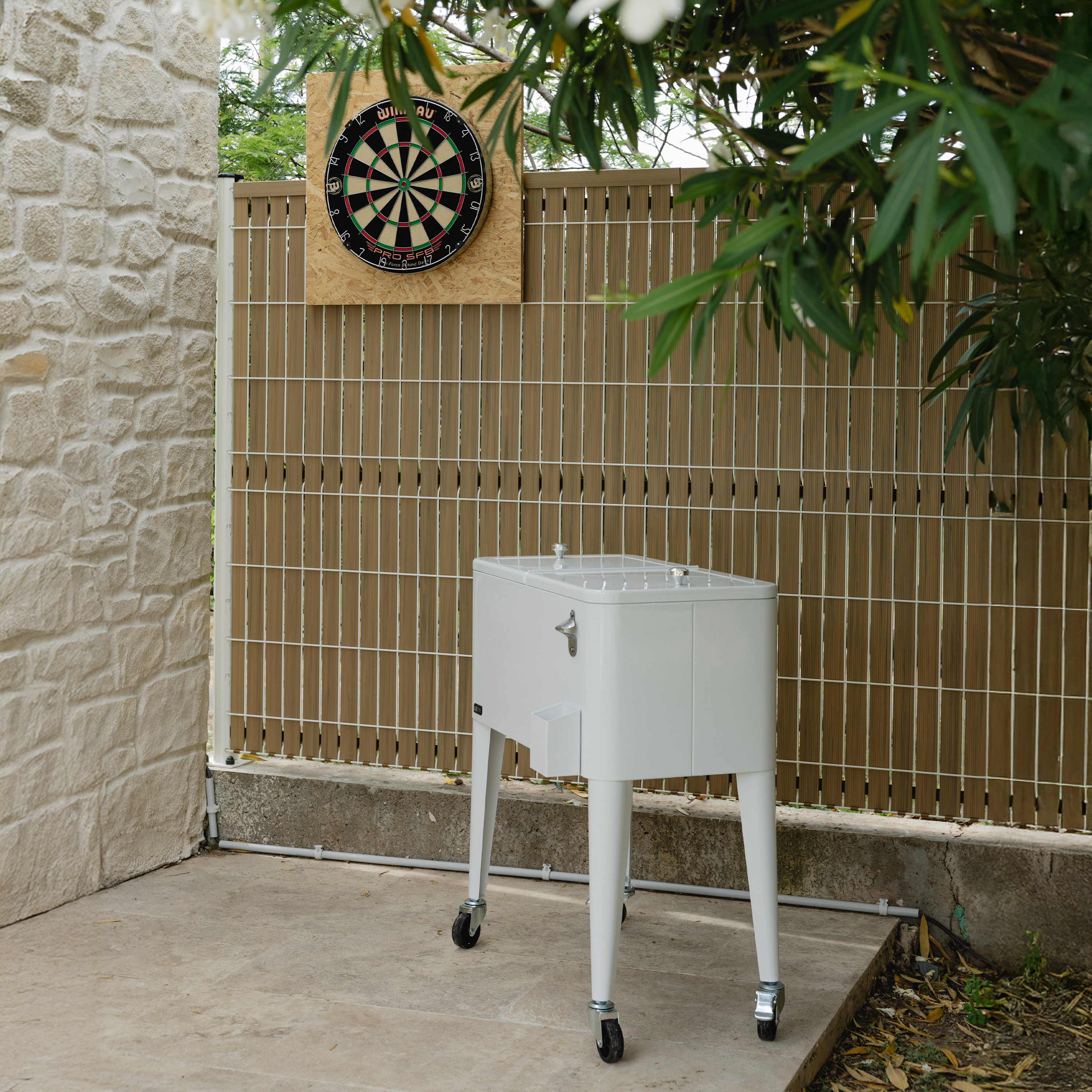 AXI Retro Cooler - White