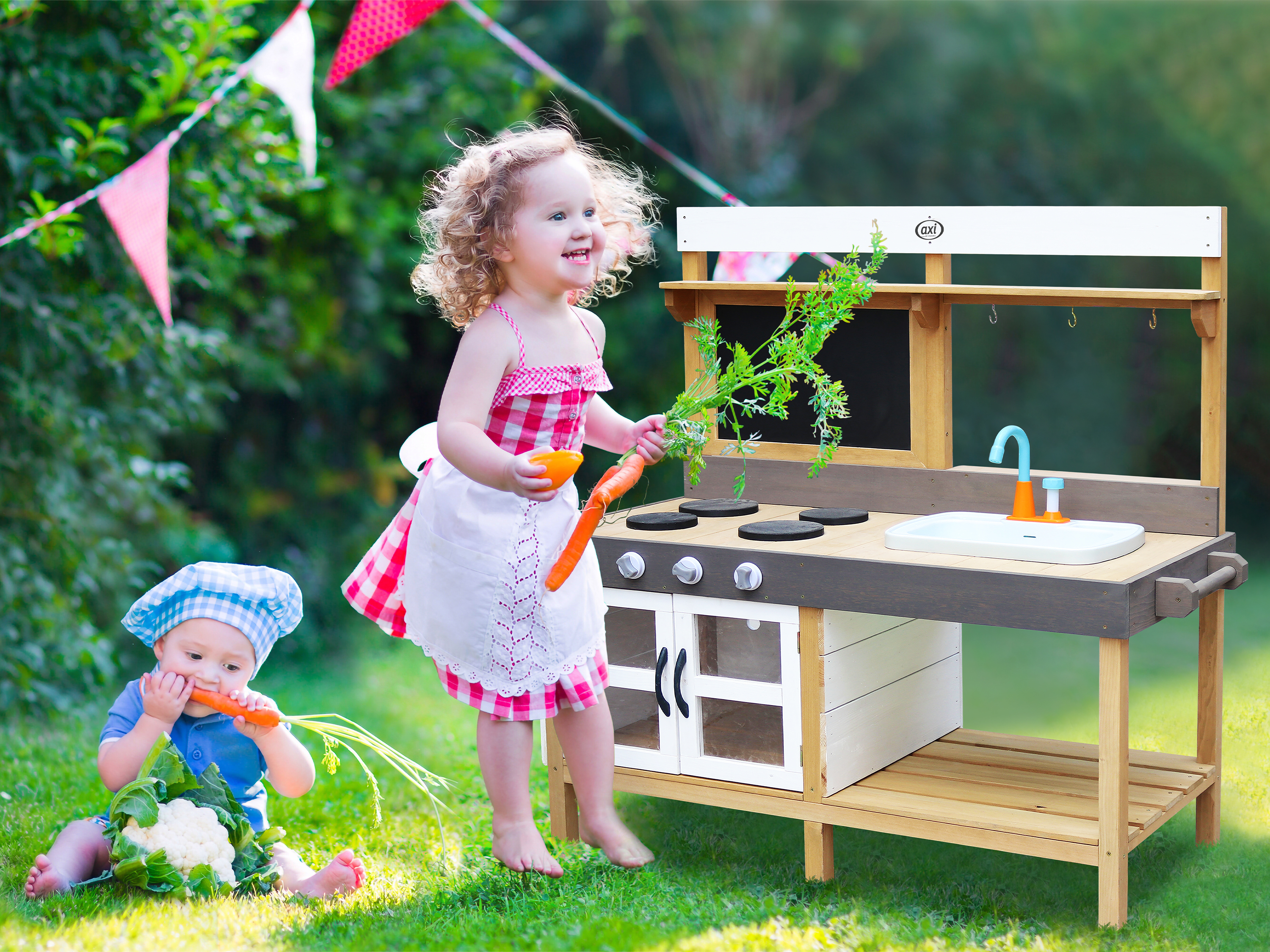 AXI Rosa Sand & Water Play Kitchen Large