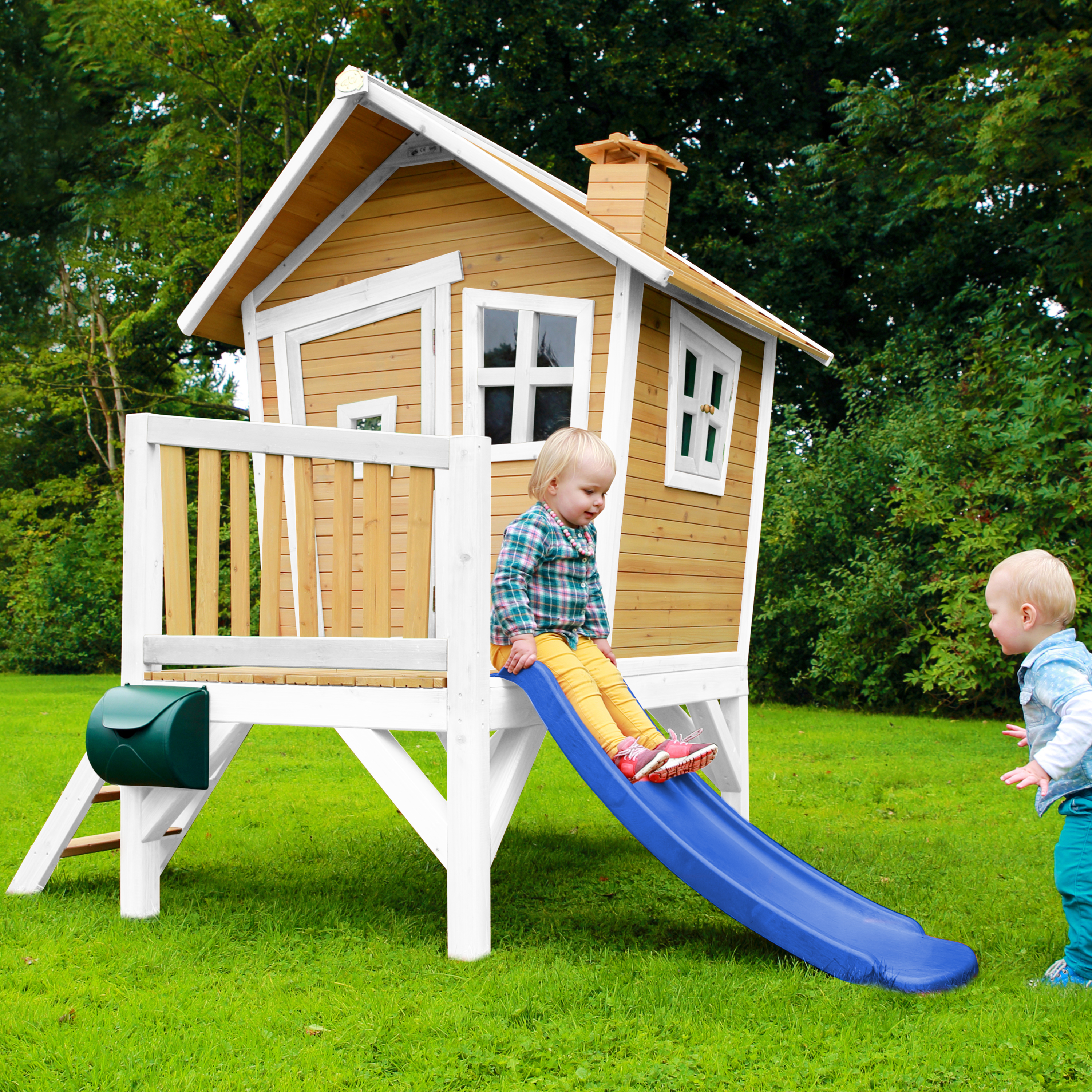AXI Robin Playhouse Brown/White - Blue Slide