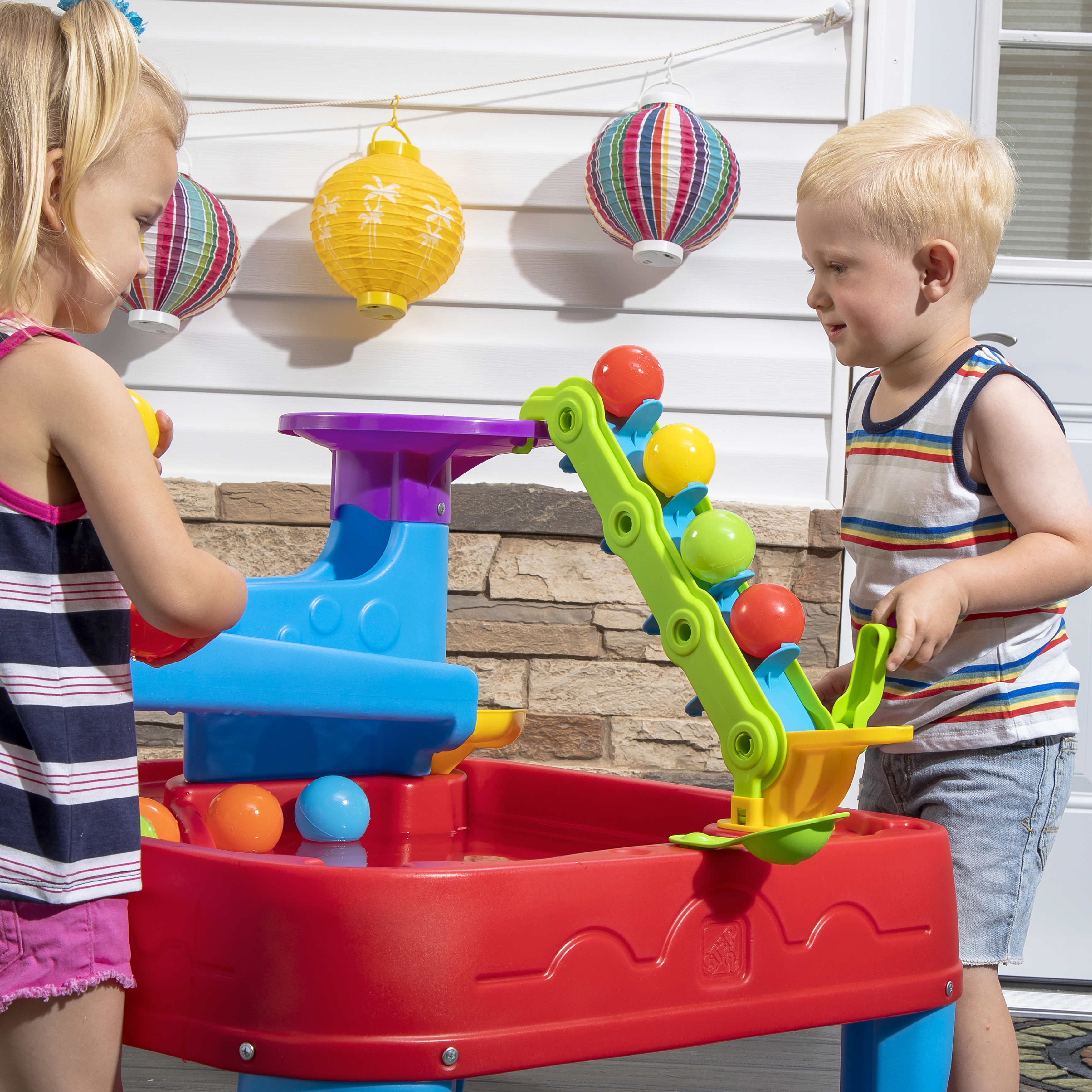 Step2 Stem Discovery Ball Table