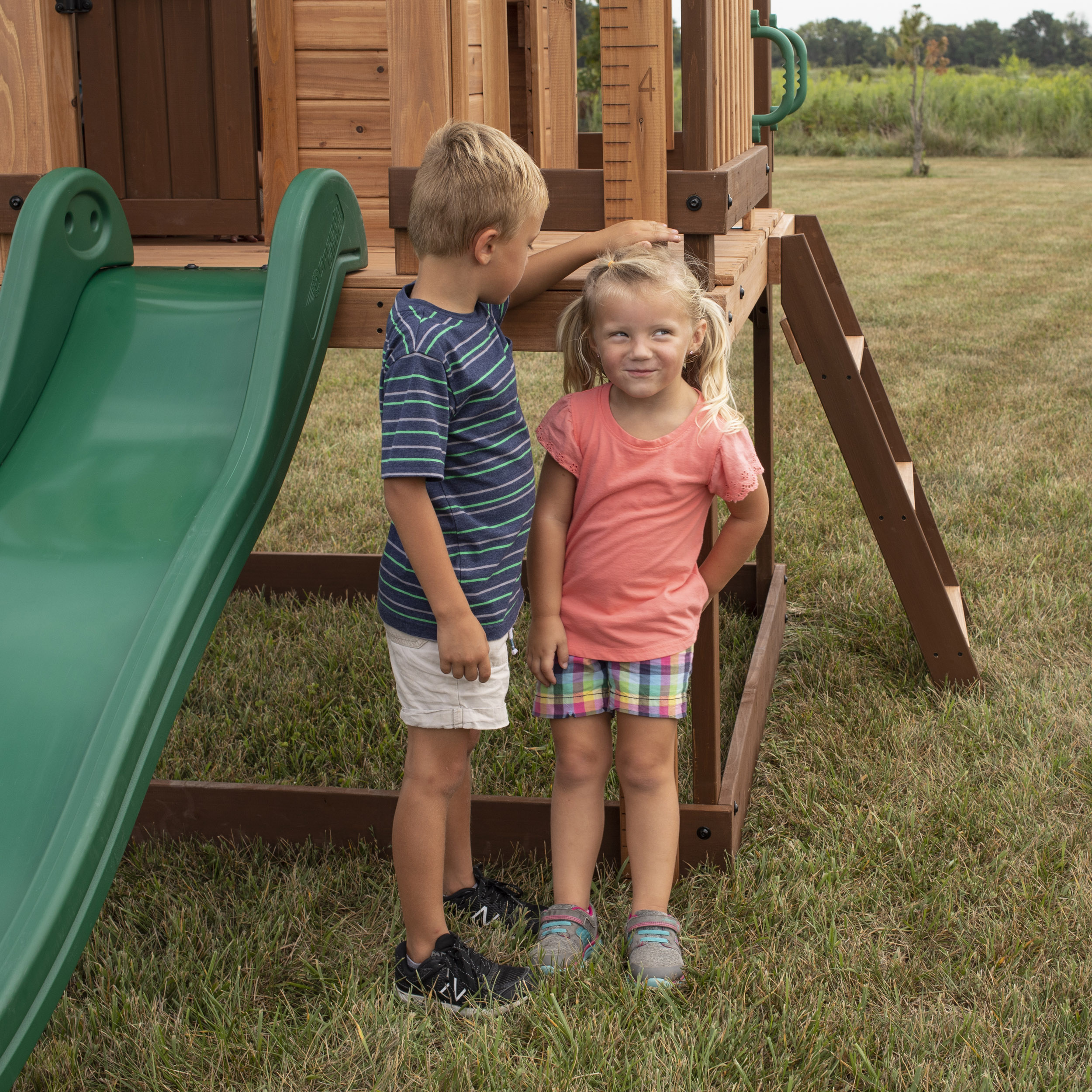 Backyard Discovery Echo Heights Playhouse