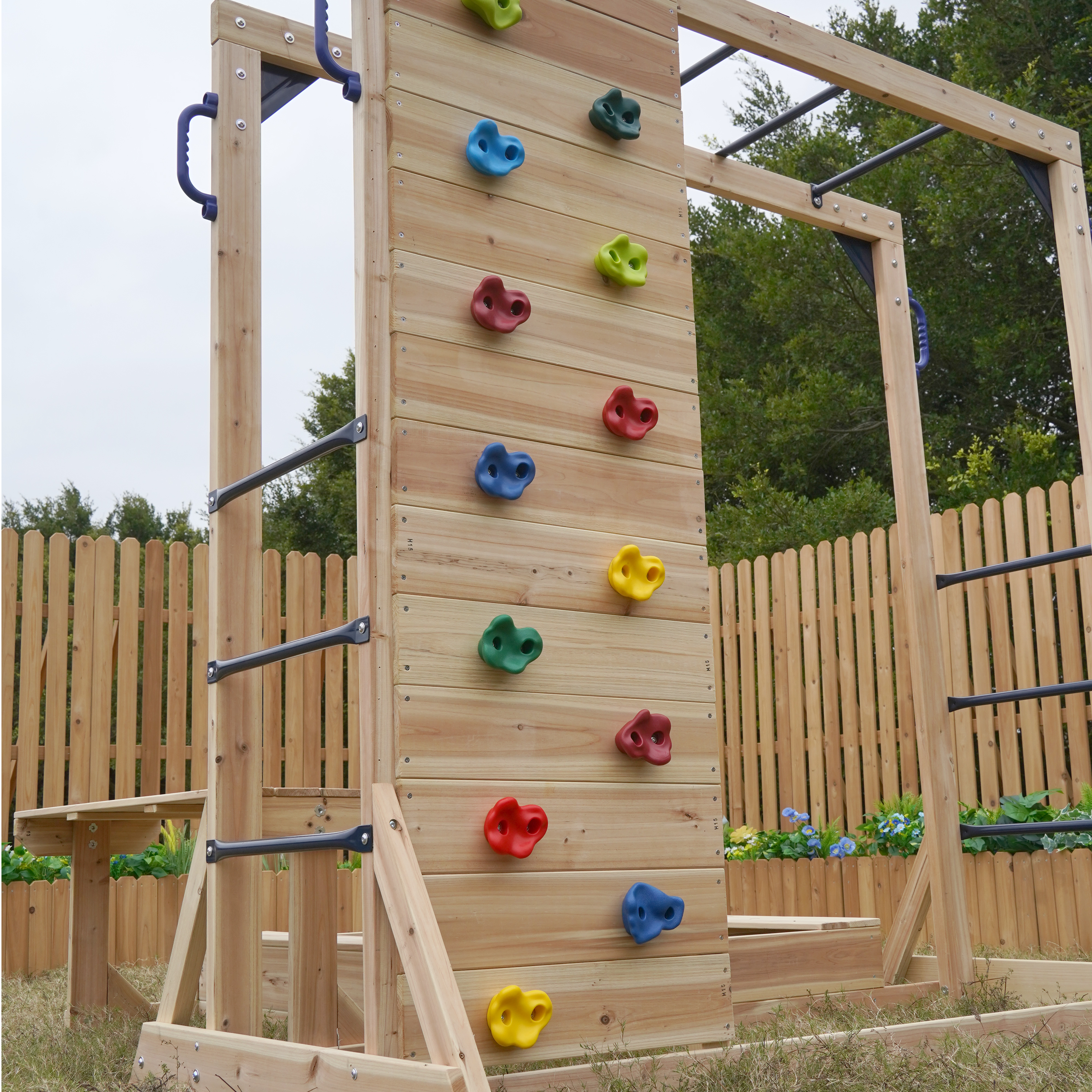 AXI Dex Climbing Frame with Sandbox. Monkey Bars and Picnic Table