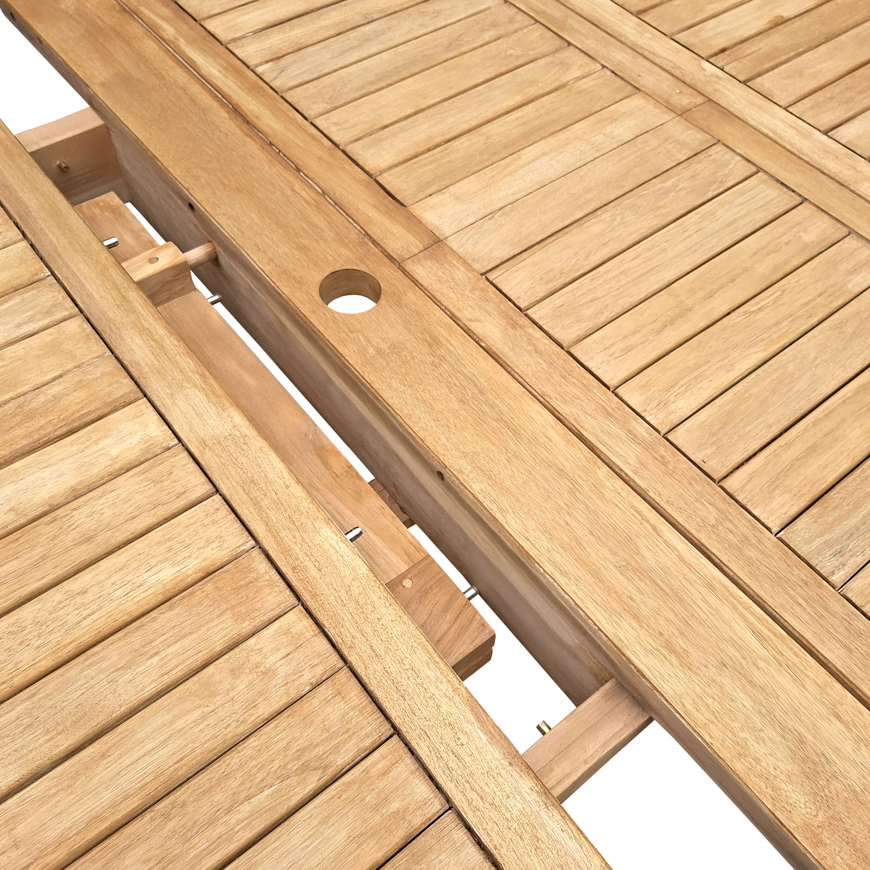 AXI Raisa Teak Rectangular Extendable Garden Table 240 – 320 cm