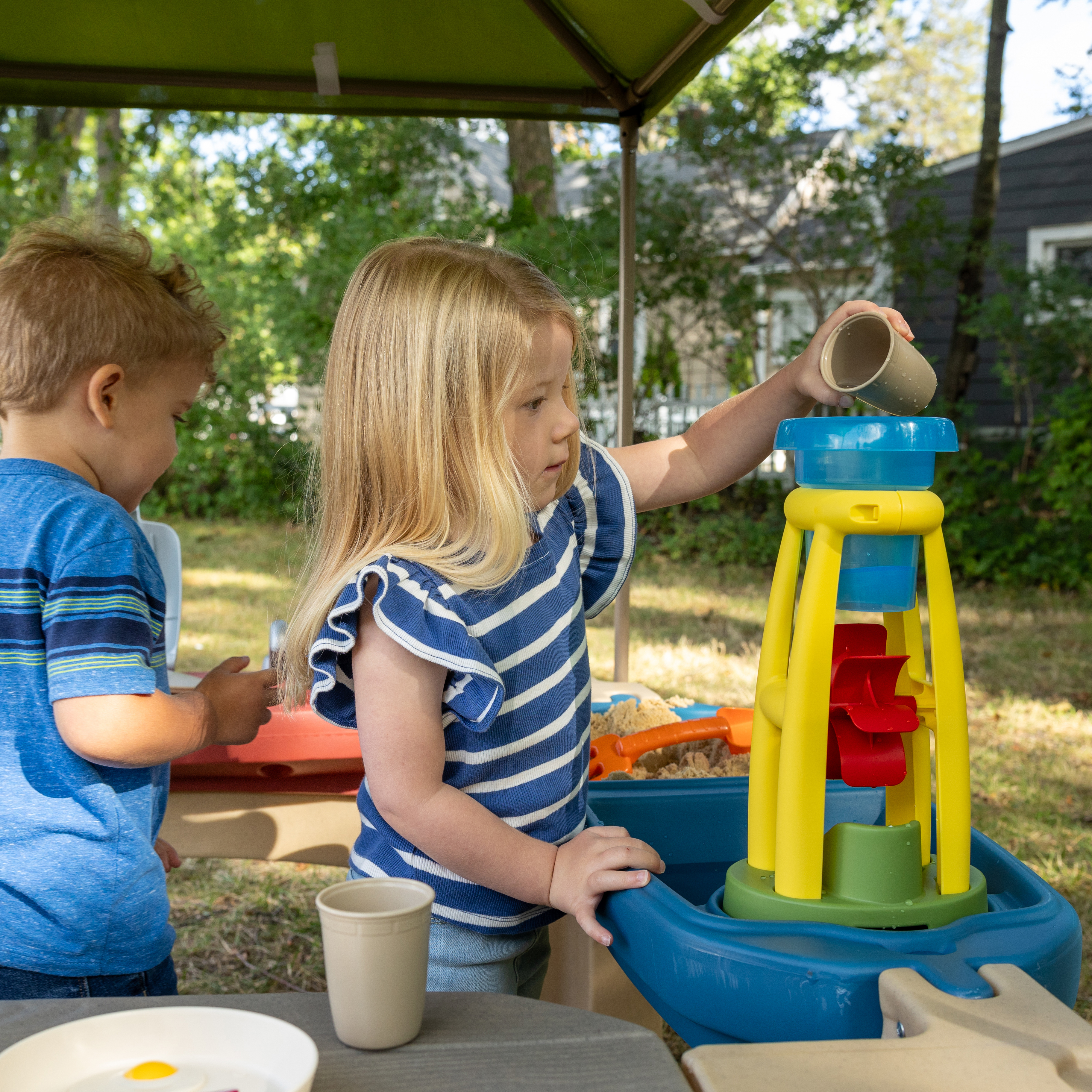 Step2 All Around Playtime Patio with Canopy