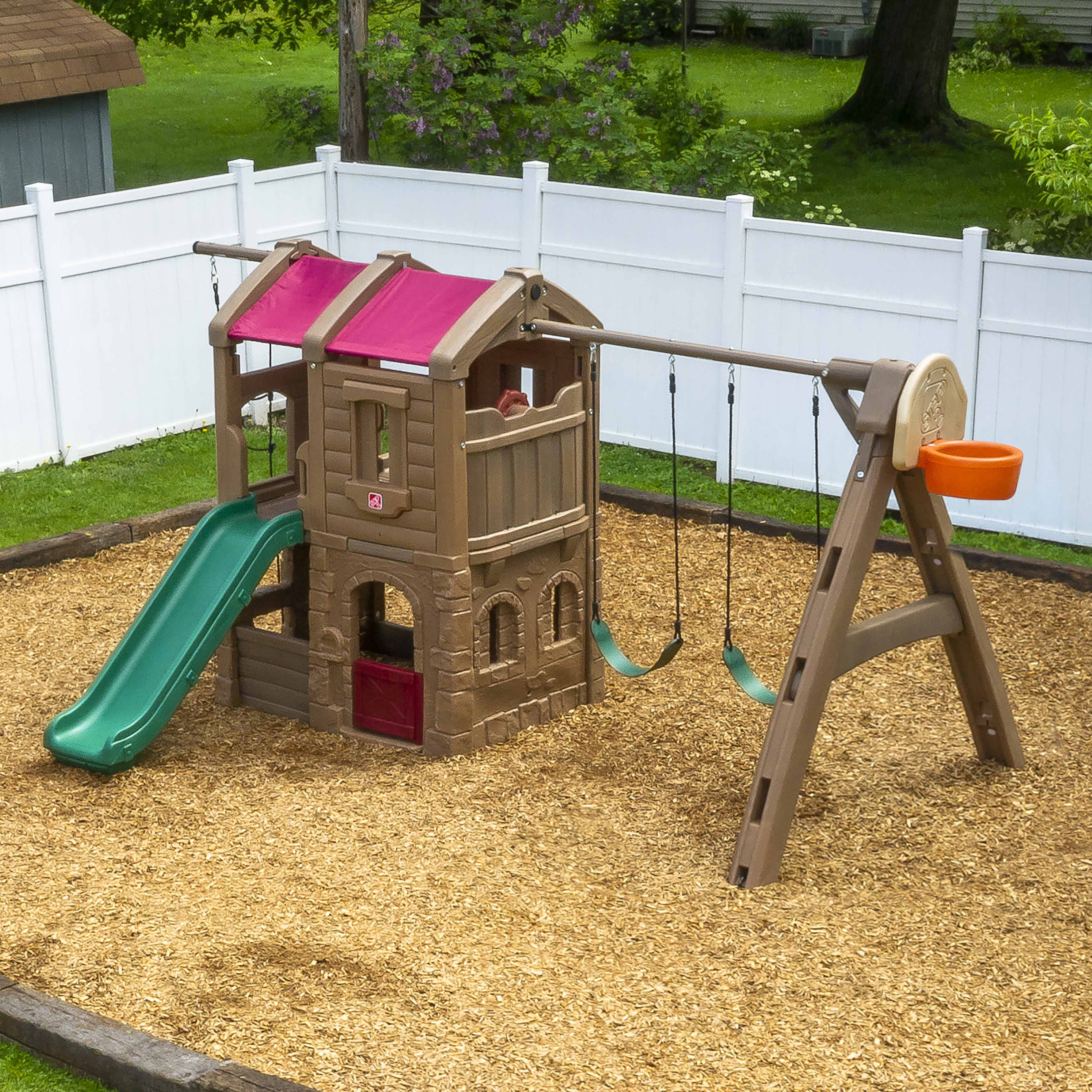 Step2 Naturally Playful Adventure Lodge Play Center