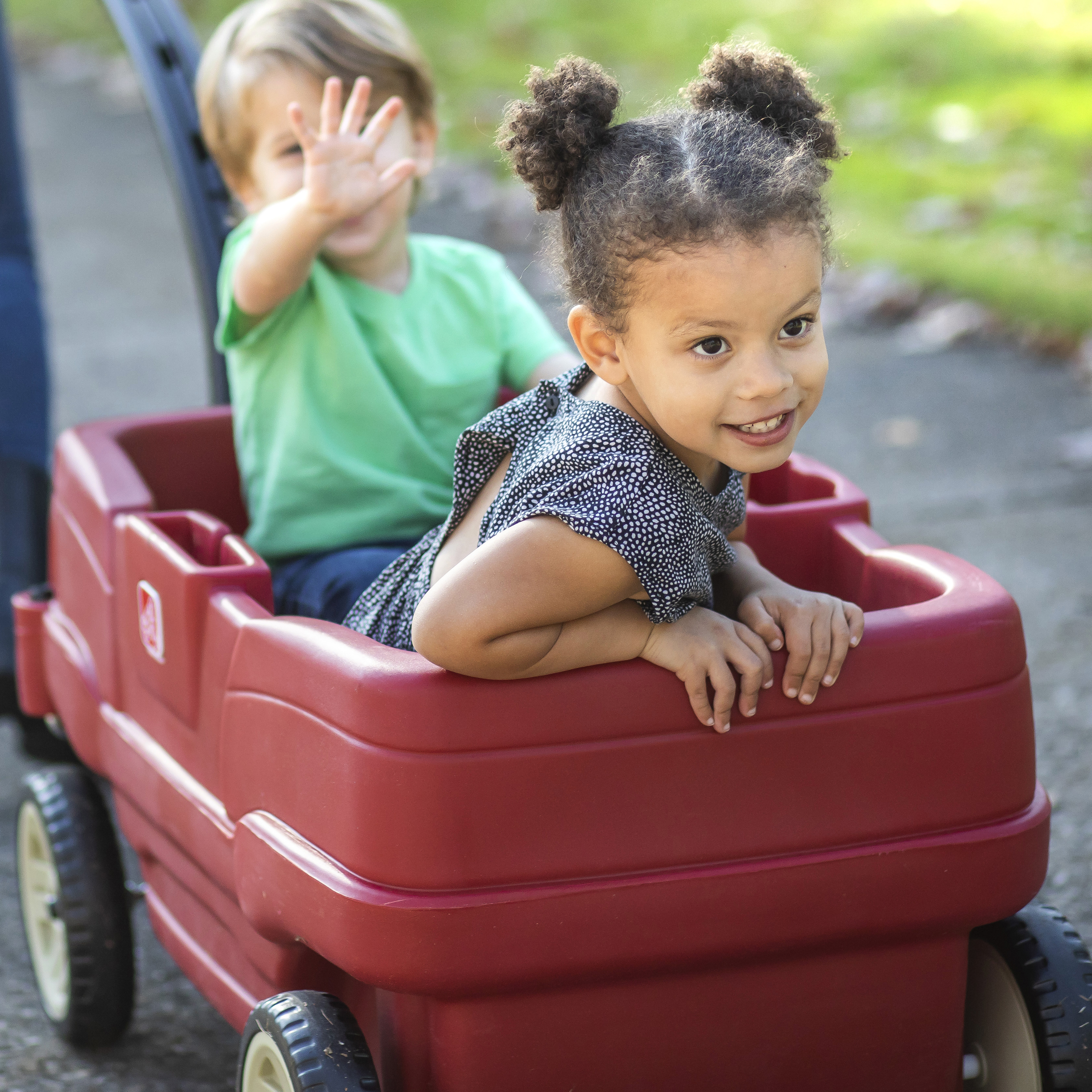 Step2 Neighborhood Wagon