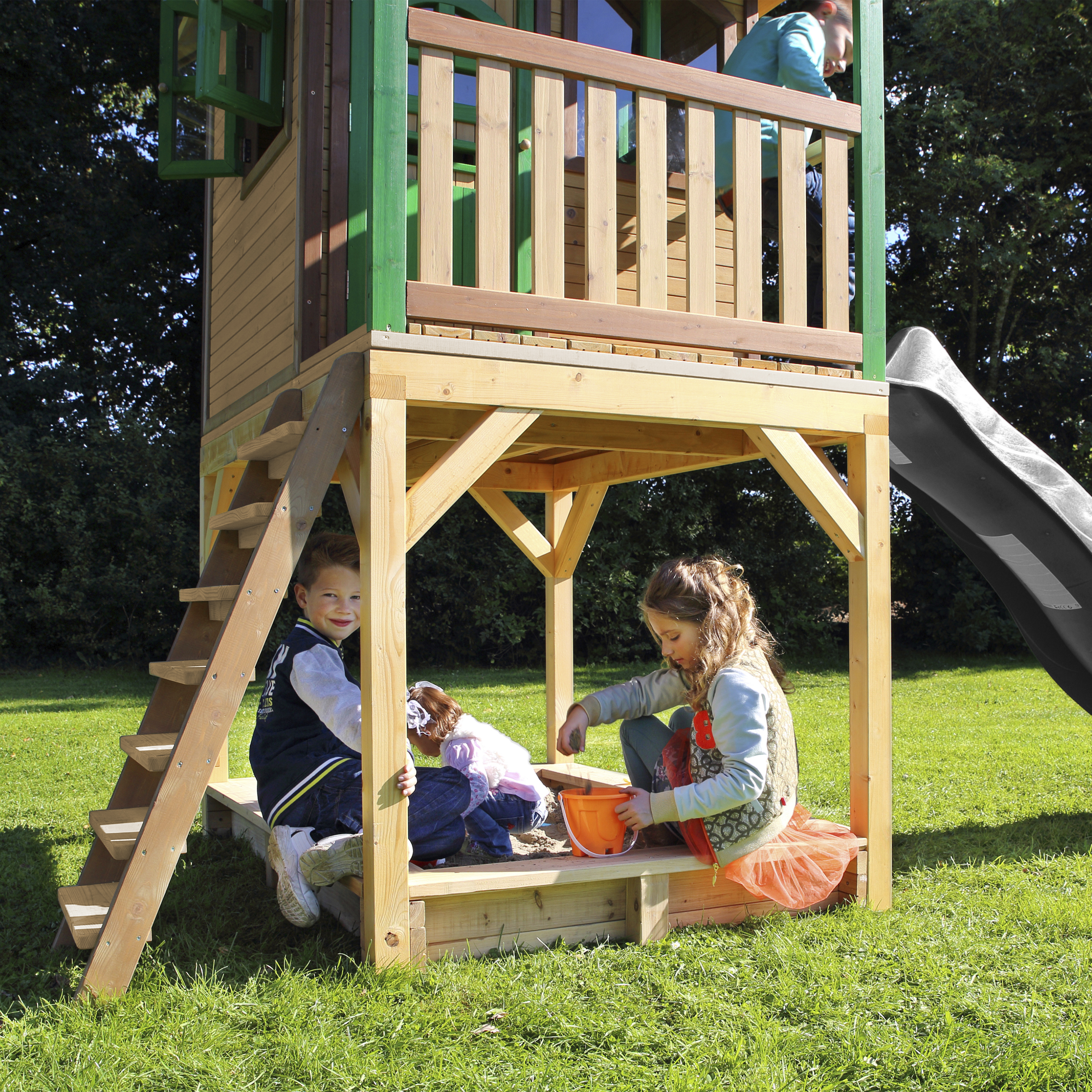 AXI Sarah Playhouse Brown/Green - Grey Slide