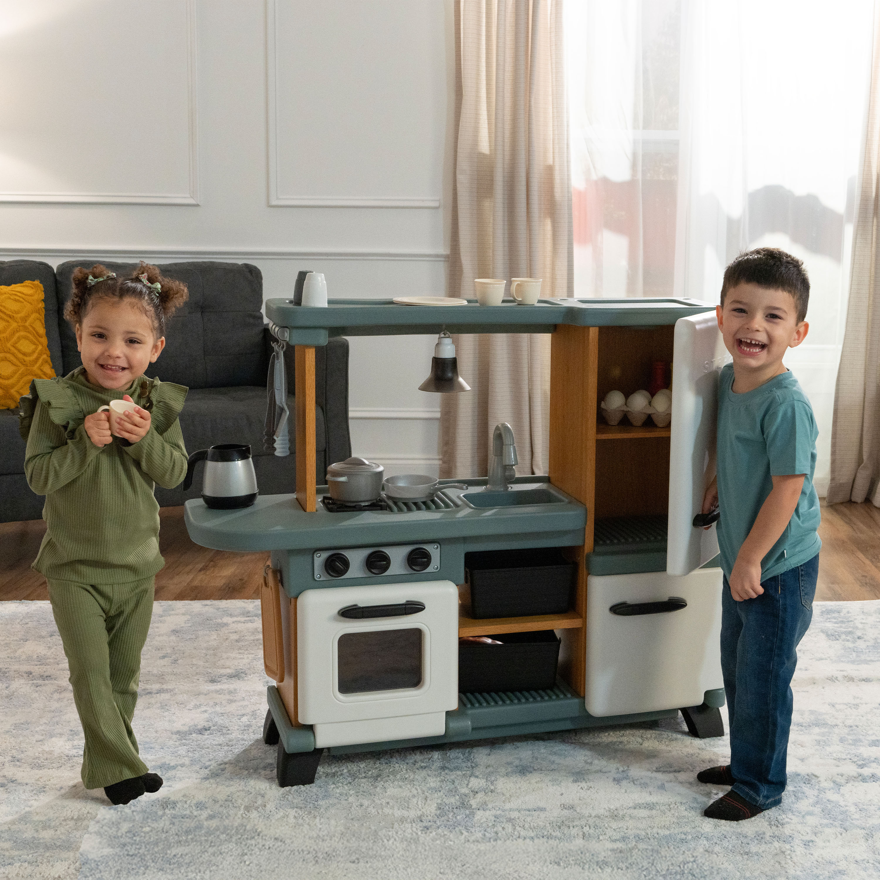 Step2 Harmony Play Kitchen
