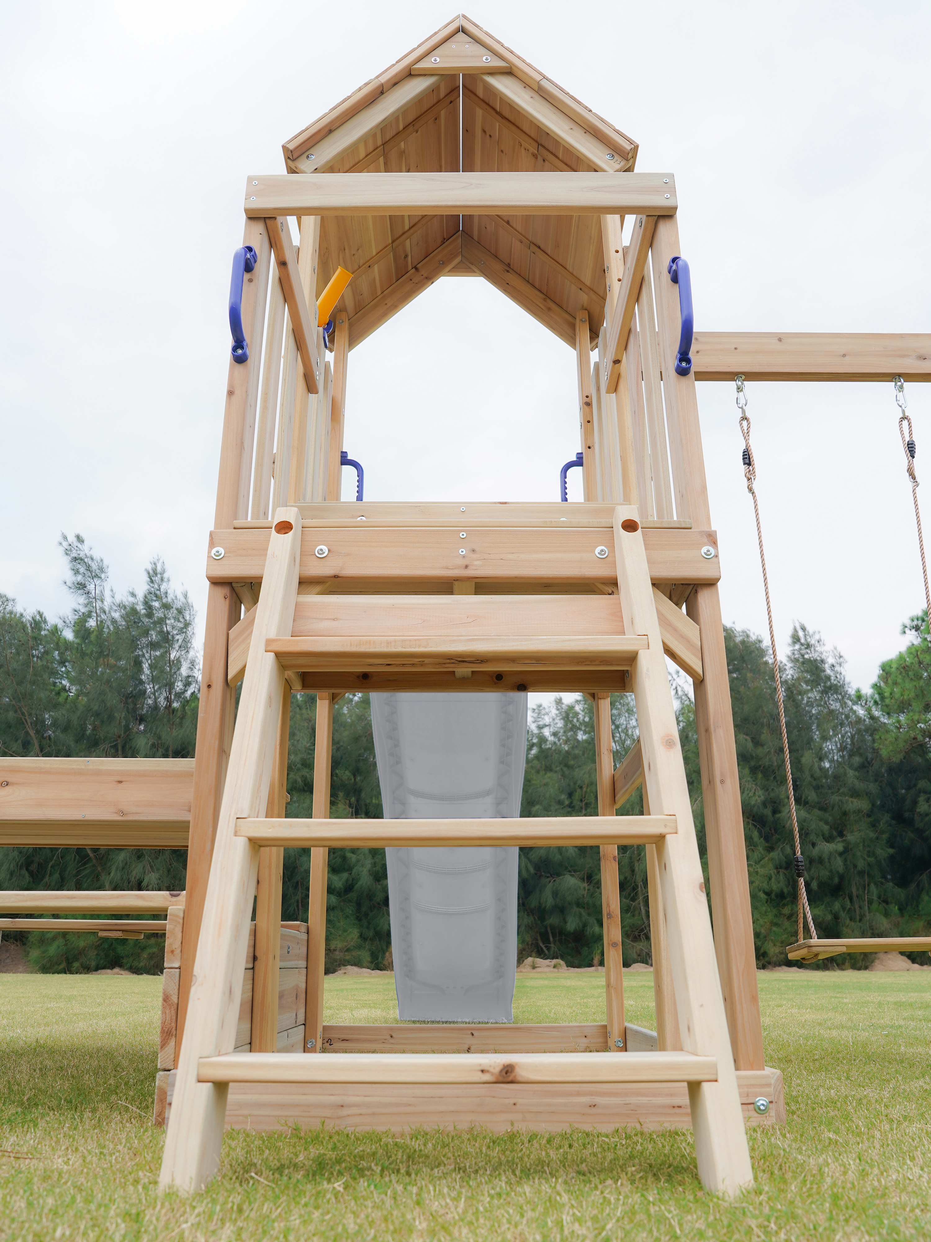 AXI Mette Climbing Frame with Double Swing Set and Picnic Table - White Slide