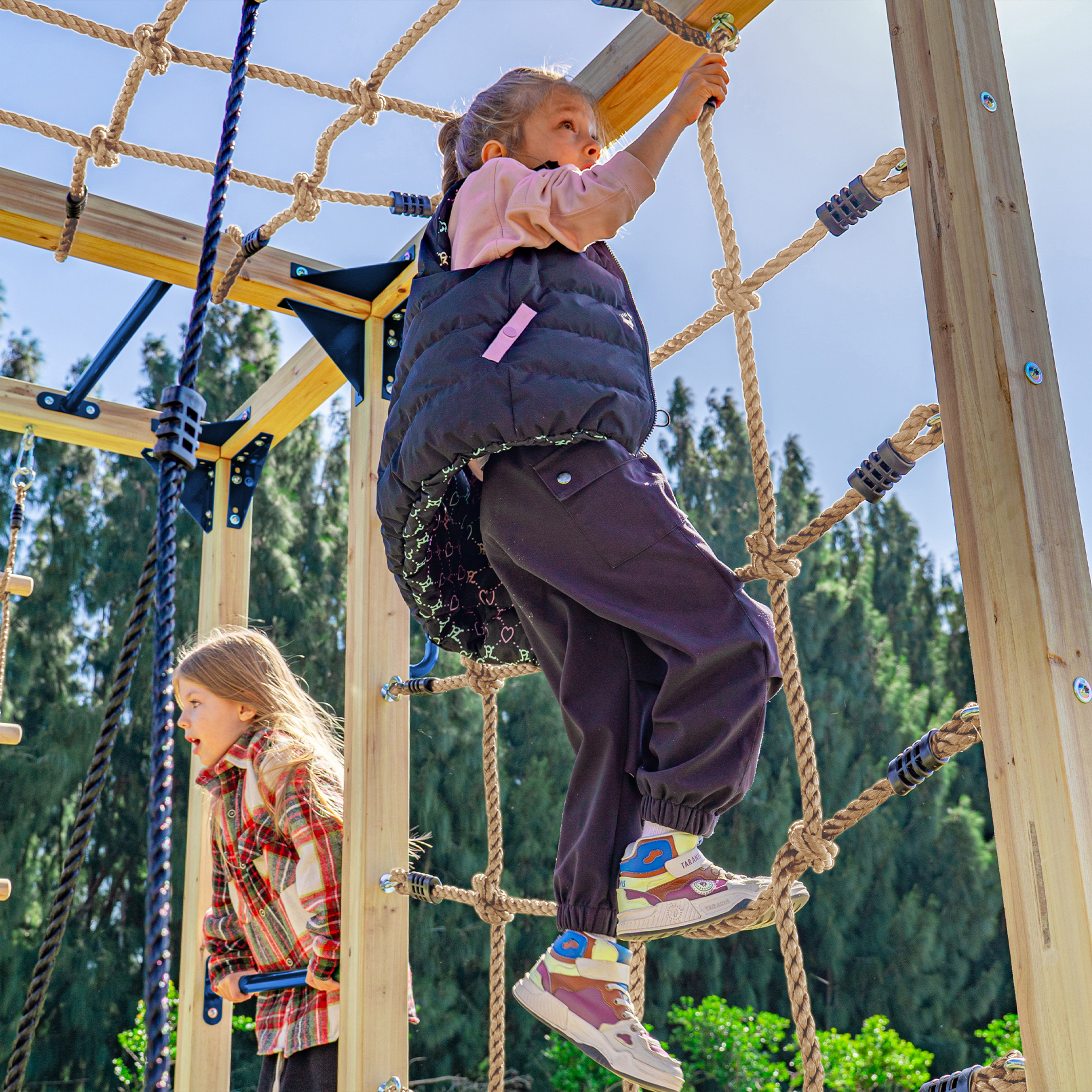 AXI Boris Wooden Playcentre with Swings. Trapeze. Climbing Nets and Monkey Bars – Green Slide