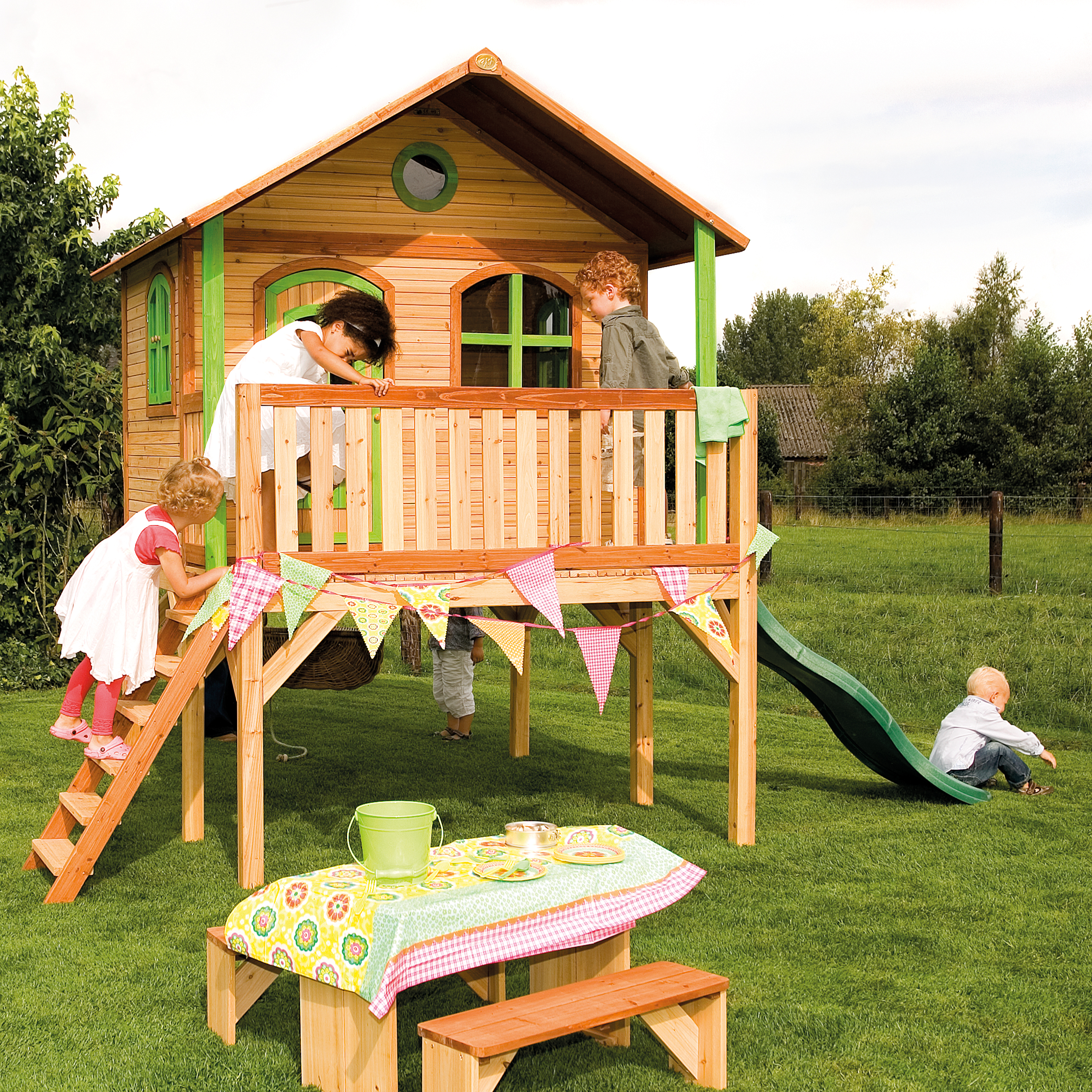 AXI Sophie Playhouse Brown/Green - Green Slide
